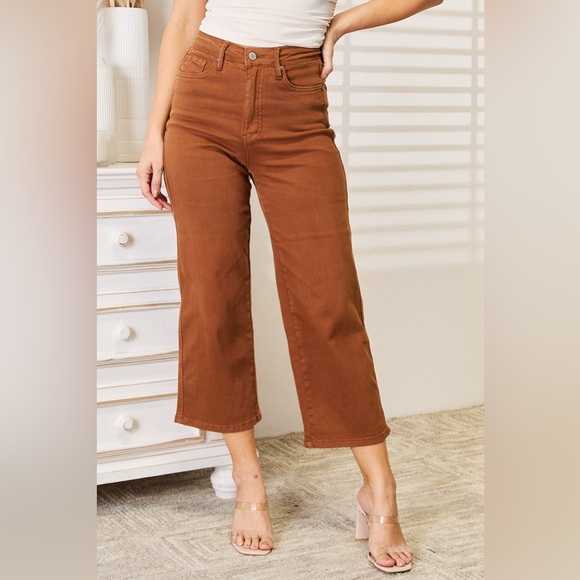 Judy Blue Denim - NEW**- SUNDAY CCO Judy Blue Tummy Control Garment Dyed Wide Crop OFFERS WELCOME